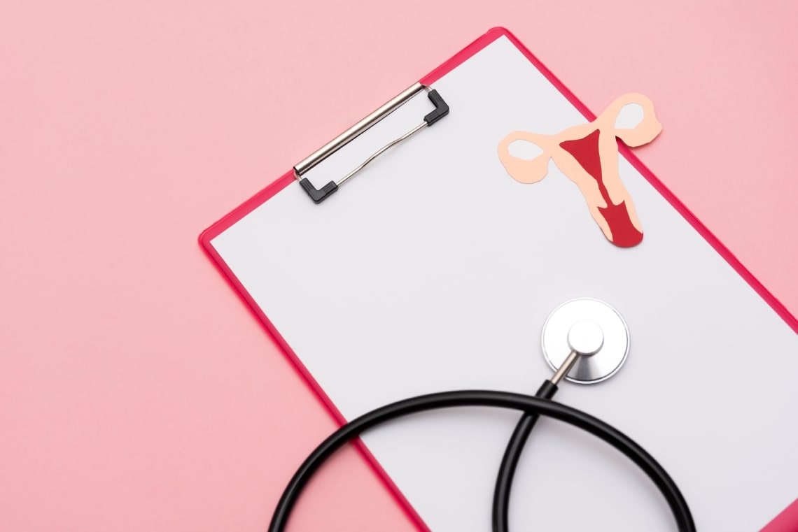 Clipboard and stethoscope symbolising fibroid tumor removal and fibroid operation planning